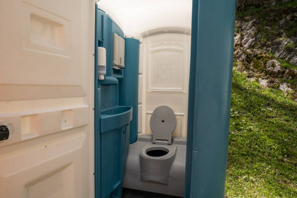 Best Porta potty rental for outdoor events  in Geneva, OH